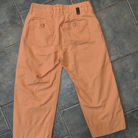4/$25 Jag capris size 4 - Picture 2 of 10